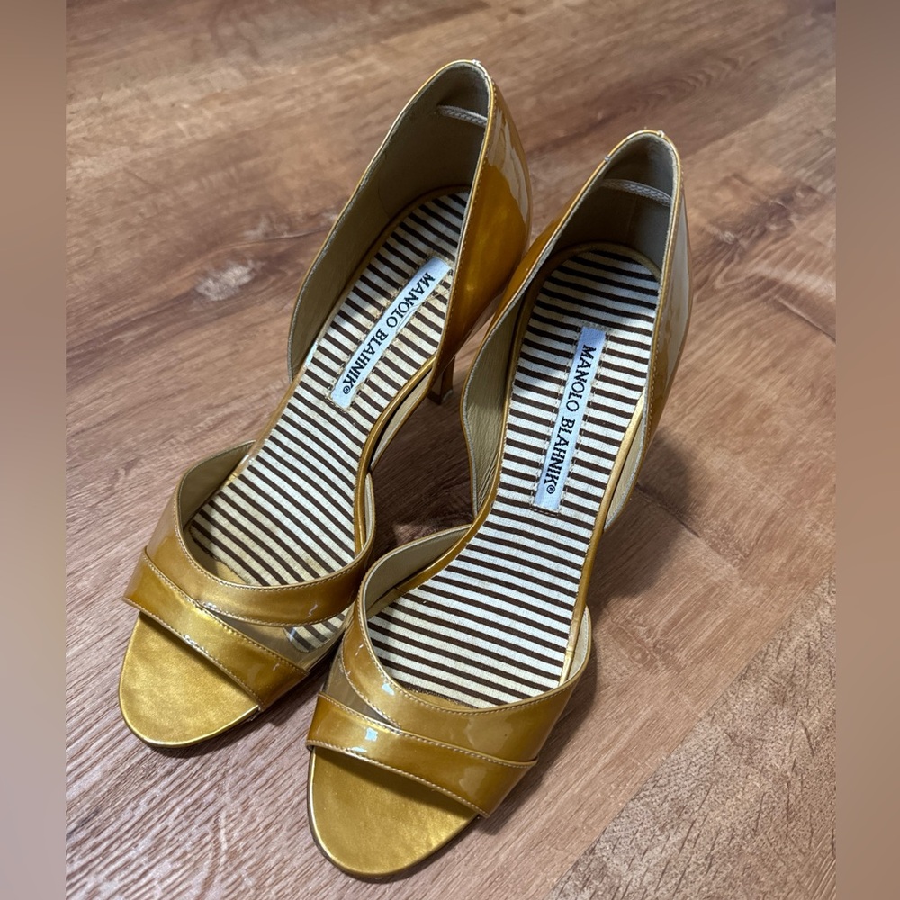 Manolo Blahnik Heels size 36